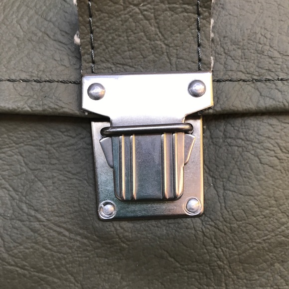 Vintage Swiss Army Messenger Bag - Picture 4 of 6